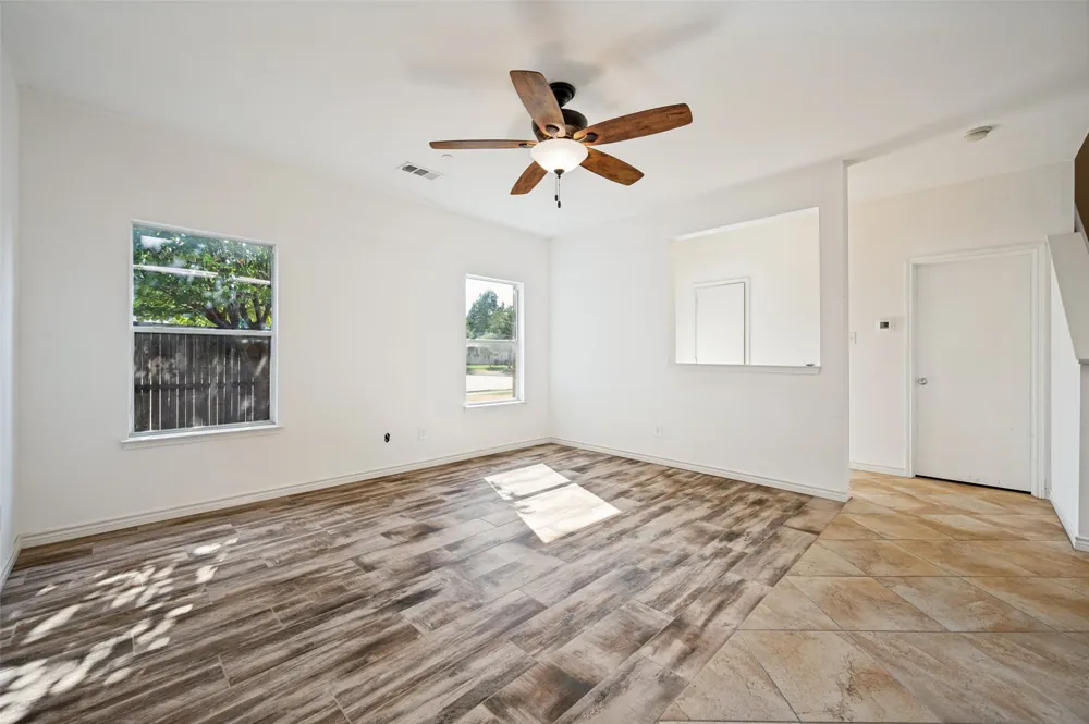 5900 Stone Mountain The Colony, TX 75056