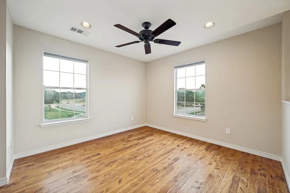 5900 Stone Mountain The Colony, TX 75056
