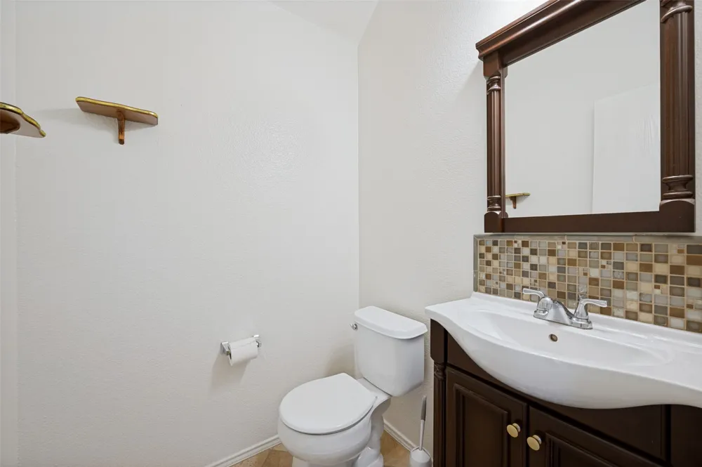 5900 Stone Mountain The Colony, TX 75056
