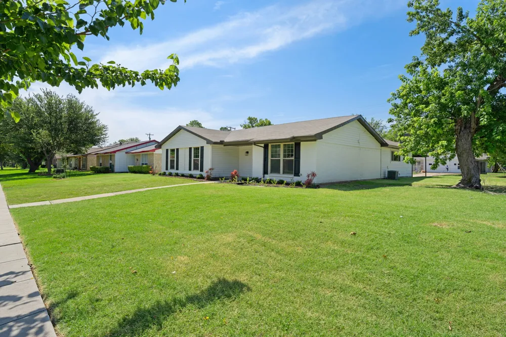1700 Jasmine Lane Plano, TX 75074