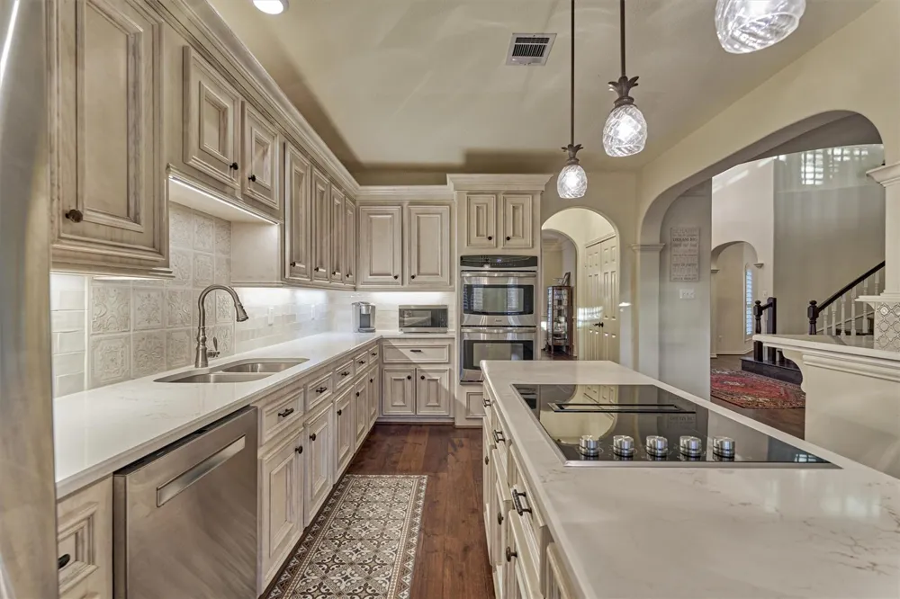 147 Sunnyvale W Montgomery, TX 77356