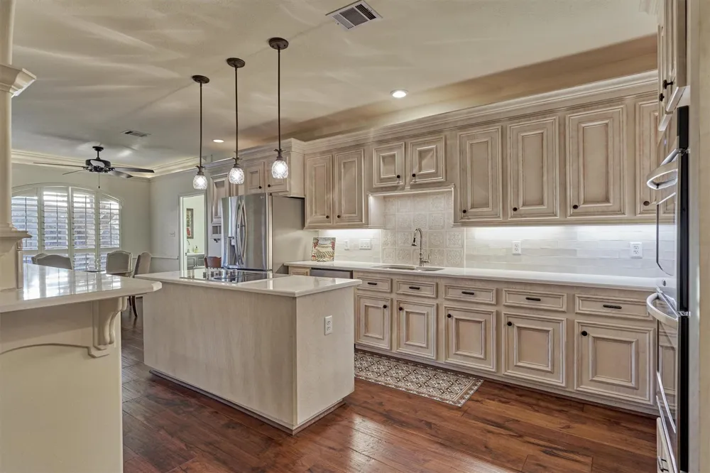 147 Sunnyvale W Montgomery, TX 77356