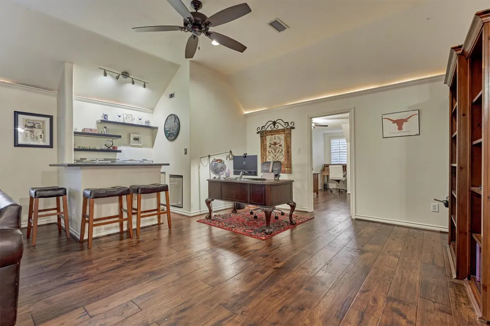 147 Sunnyvale W Montgomery, TX 77356