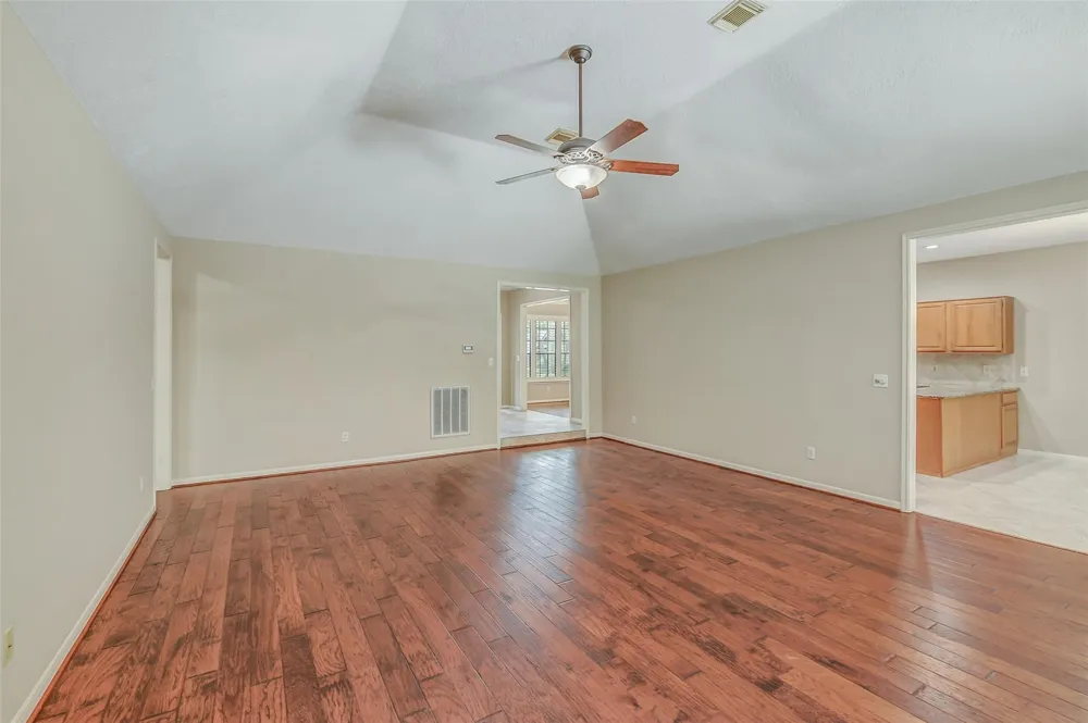 35 Cherry Blossom Place Spring, TX 77381