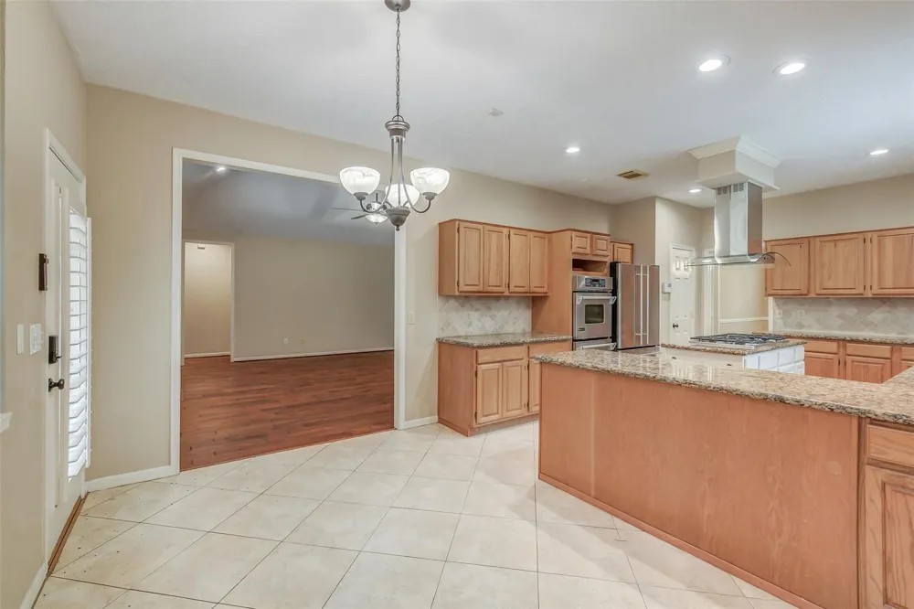 35 Cherry Blossom Place Spring, TX 77381