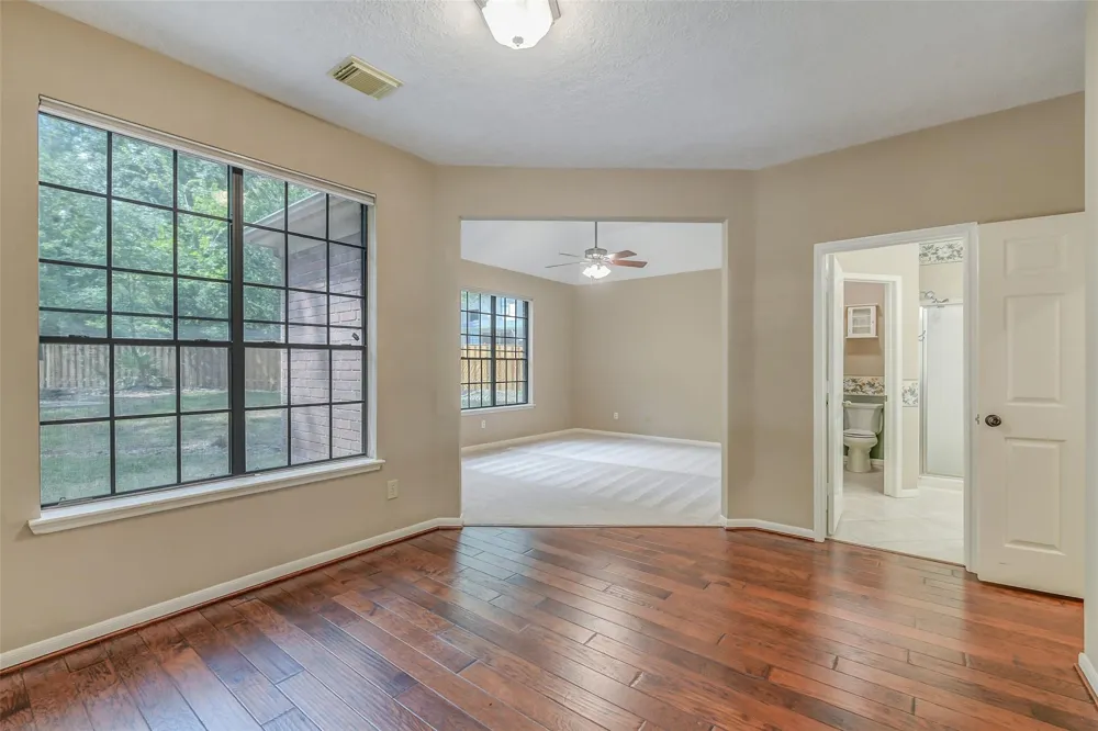 35 Cherry Blossom Place Spring, TX 77381