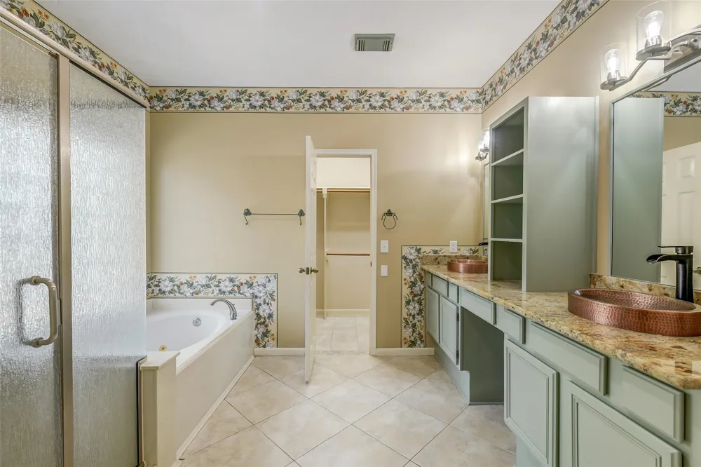 35 Cherry Blossom Place Spring, TX 77381