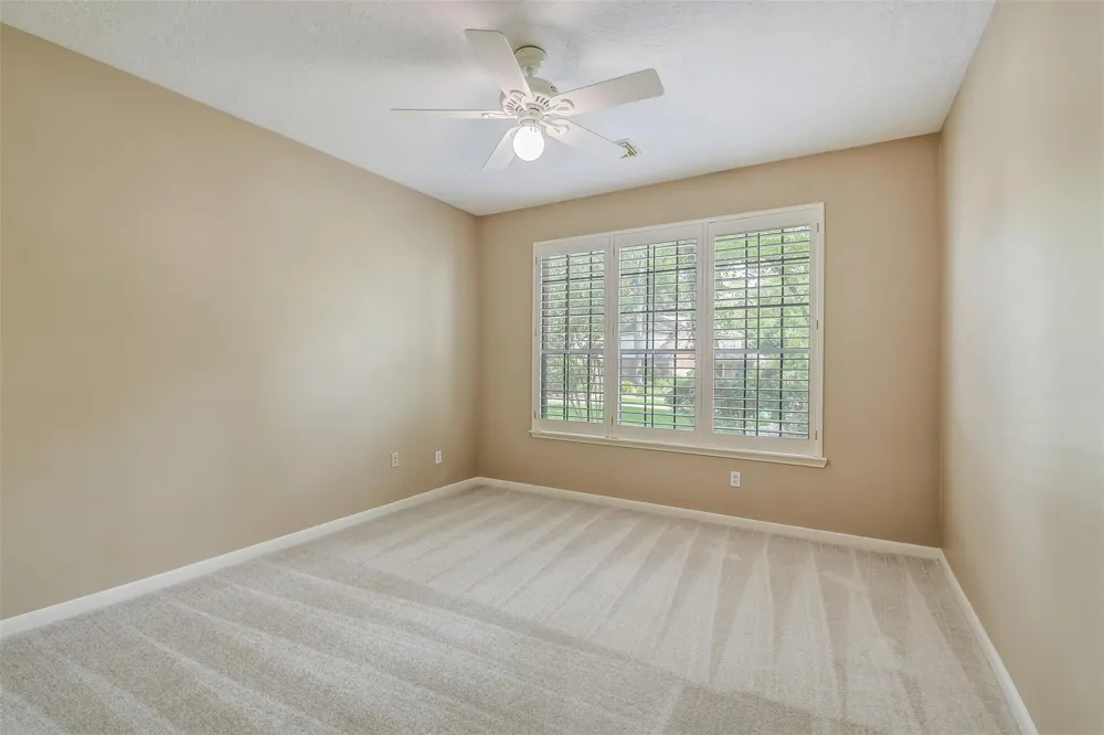 35 Cherry Blossom Place Spring, TX 77381