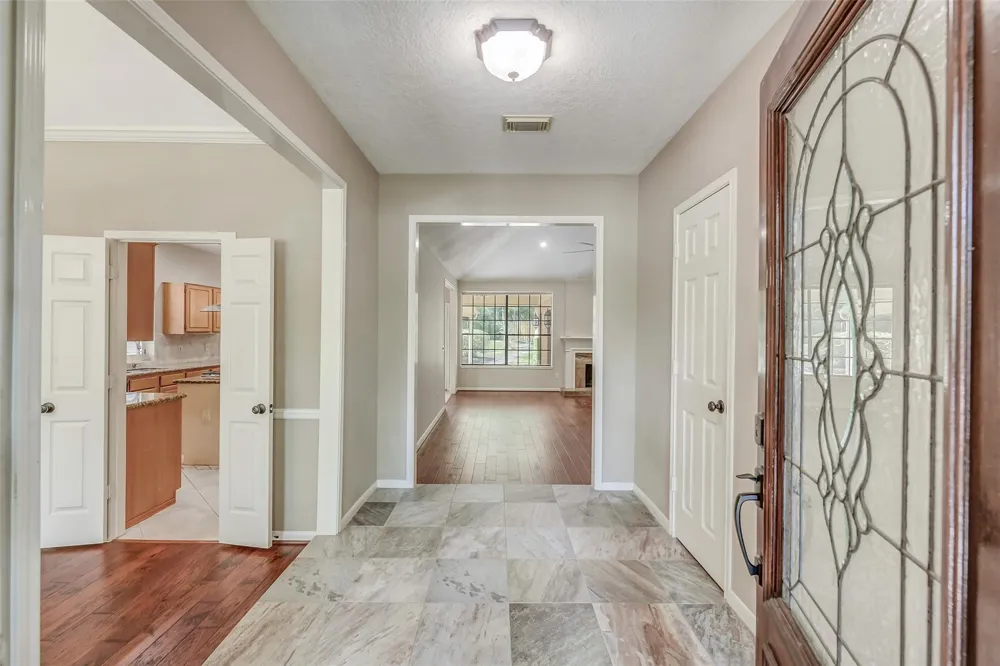 35 Cherry Blossom Place Spring, TX 77381