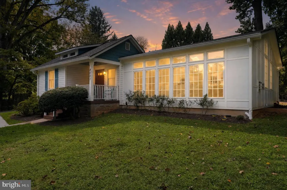 4601 WAVERLY AVENUE Garrett Park, MD 20896