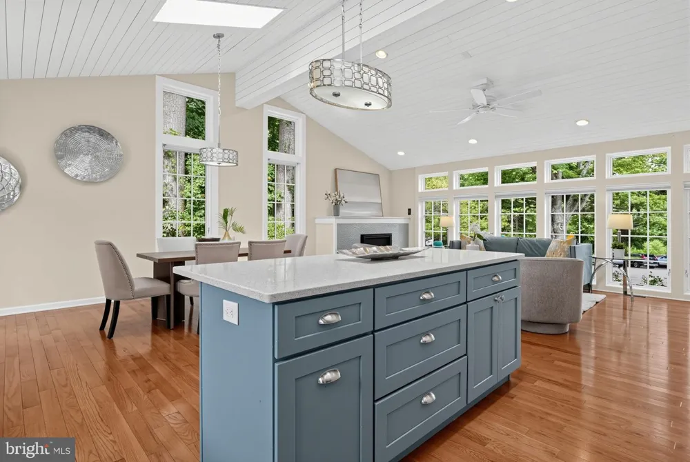 4601 WAVERLY AVENUE Garrett Park, MD 20896
