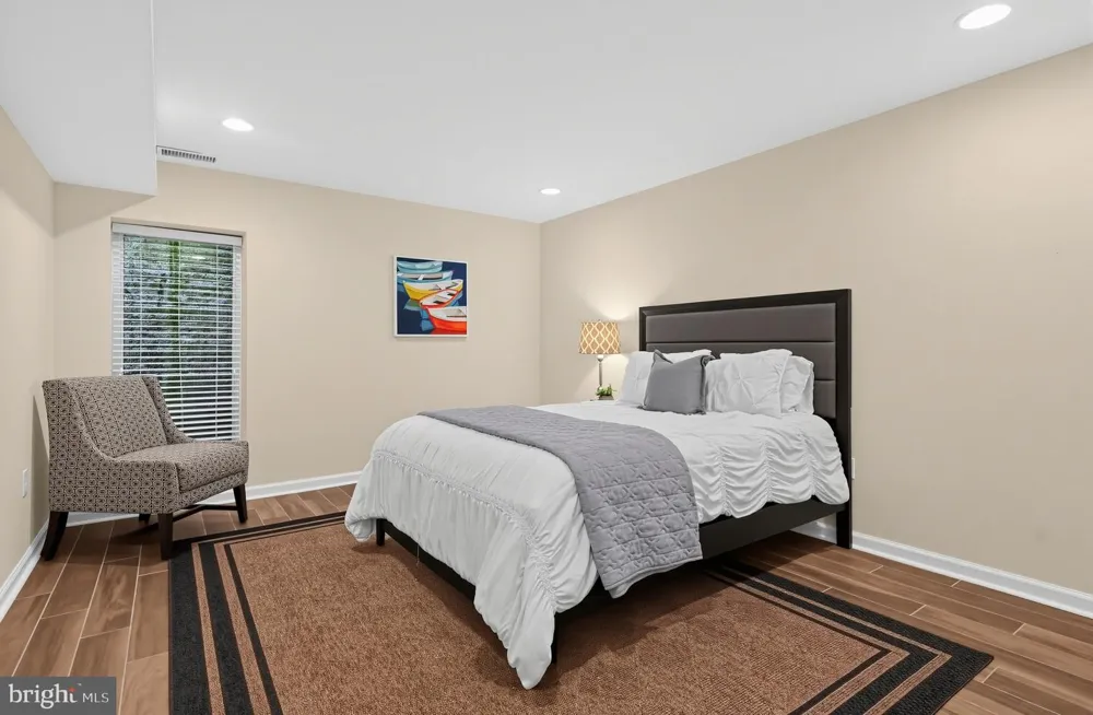 4601 WAVERLY AVENUE Garrett Park, MD 20896