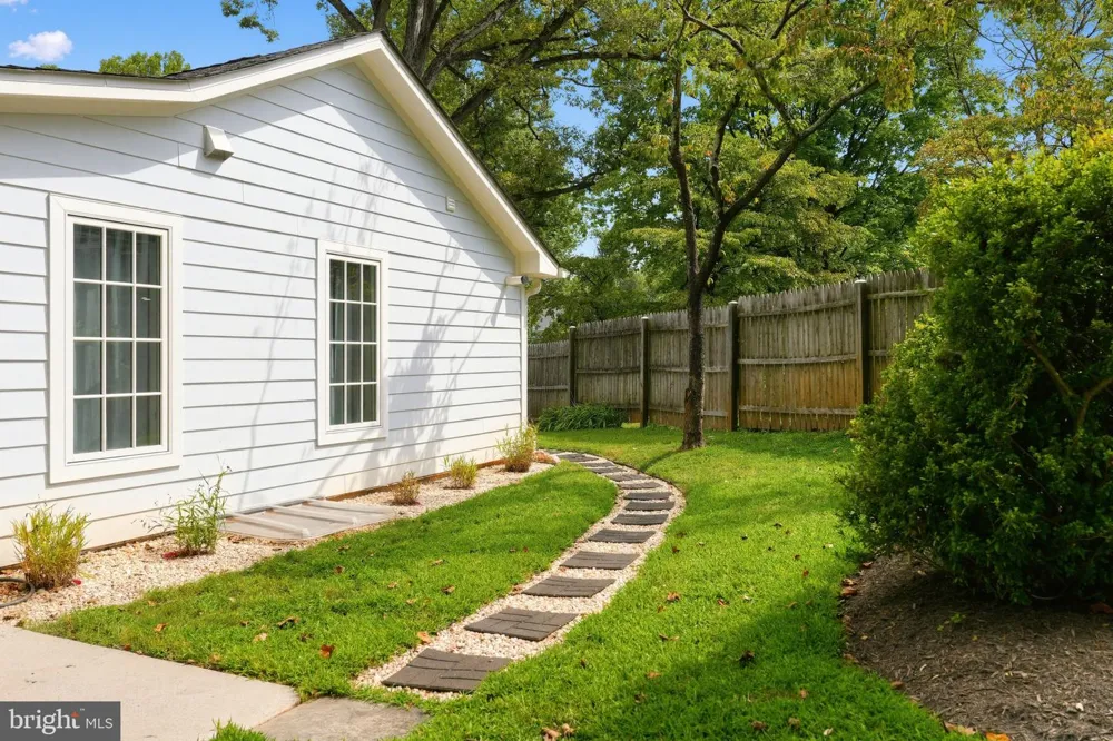 4601 WAVERLY AVENUE Garrett Park, MD 20896