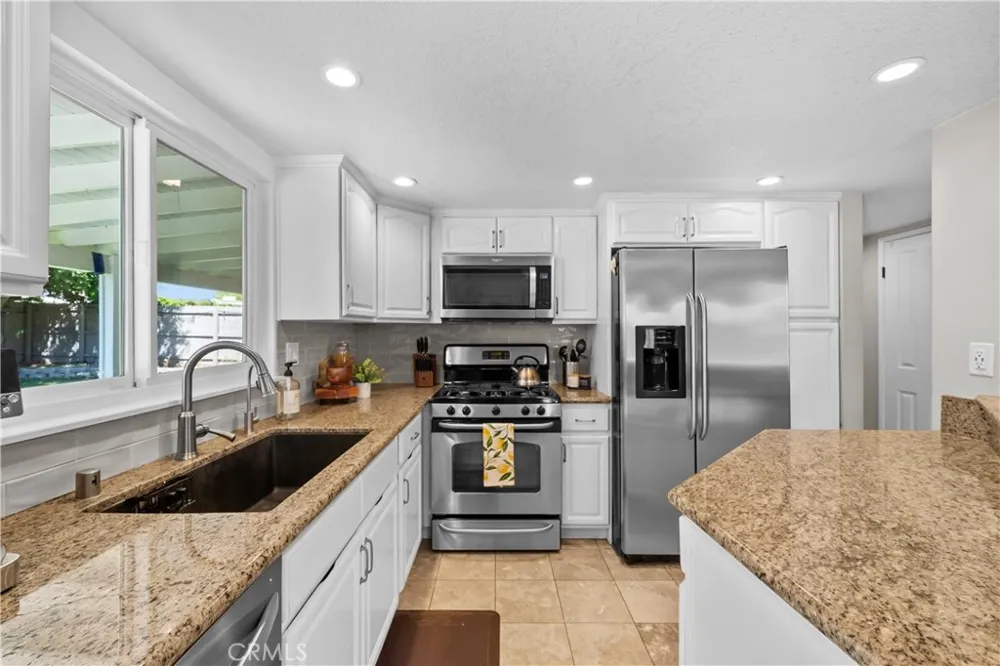 27631 Buckskin Castaic, CA 91384