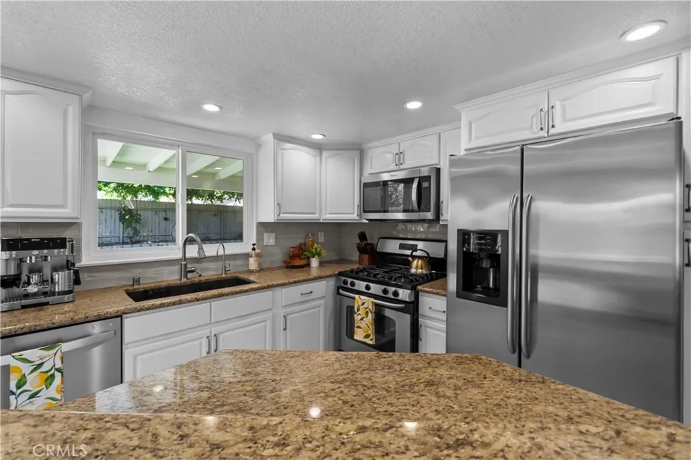 27631 Buckskin Castaic, CA 91384