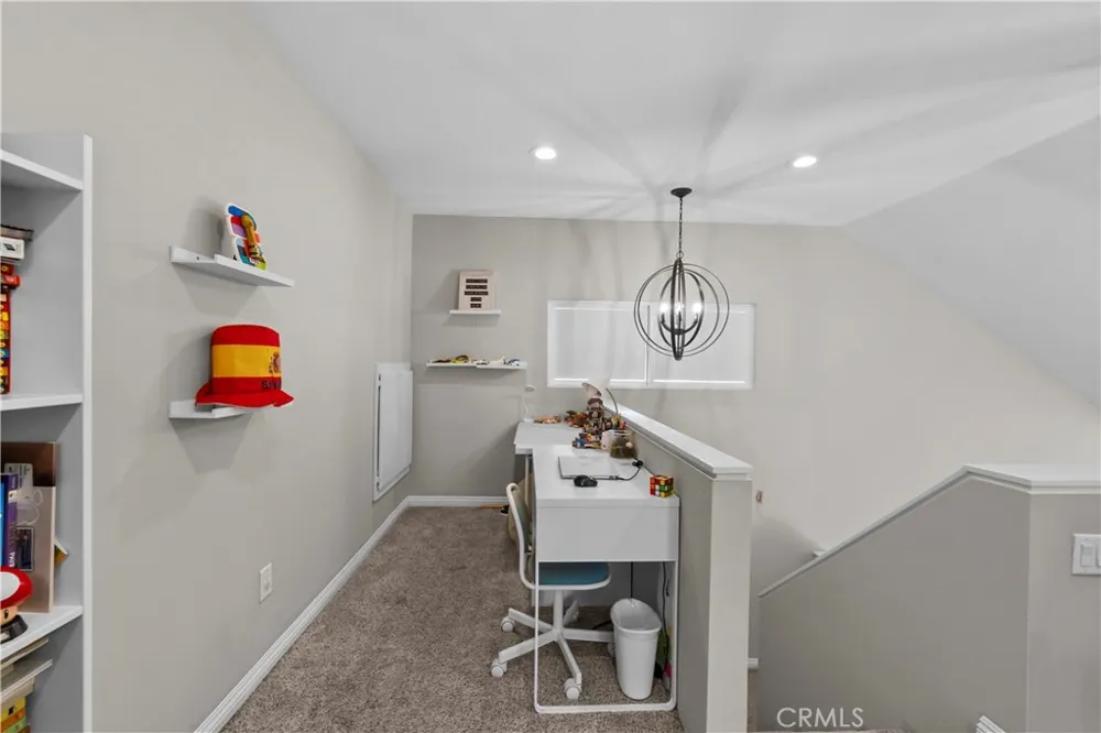 27631 Buckskin Castaic, CA 91384