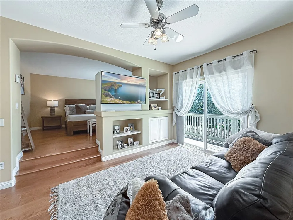 128 Laurel Ridge Drive Simi Valley, CA 93065