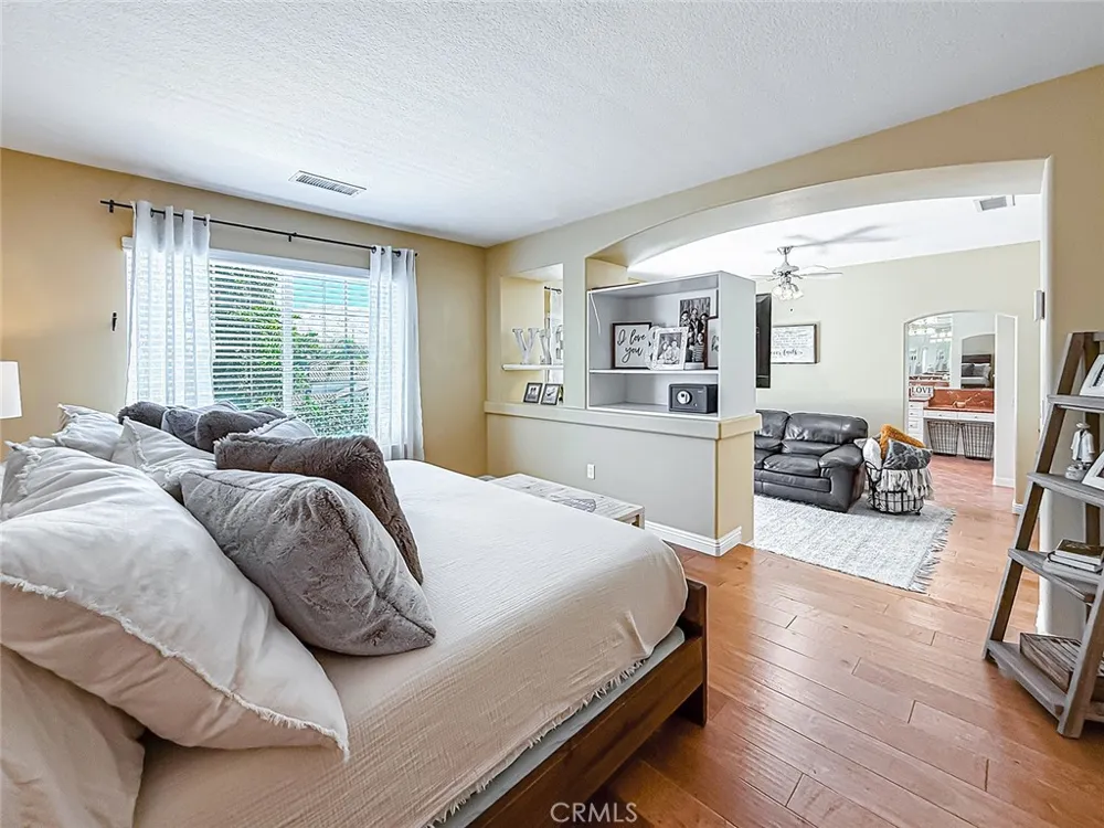 128 Laurel Ridge Drive Simi Valley, CA 93065