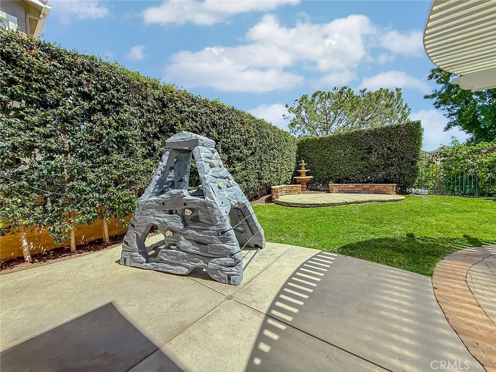 128 Laurel Ridge Drive Simi Valley, CA 93065