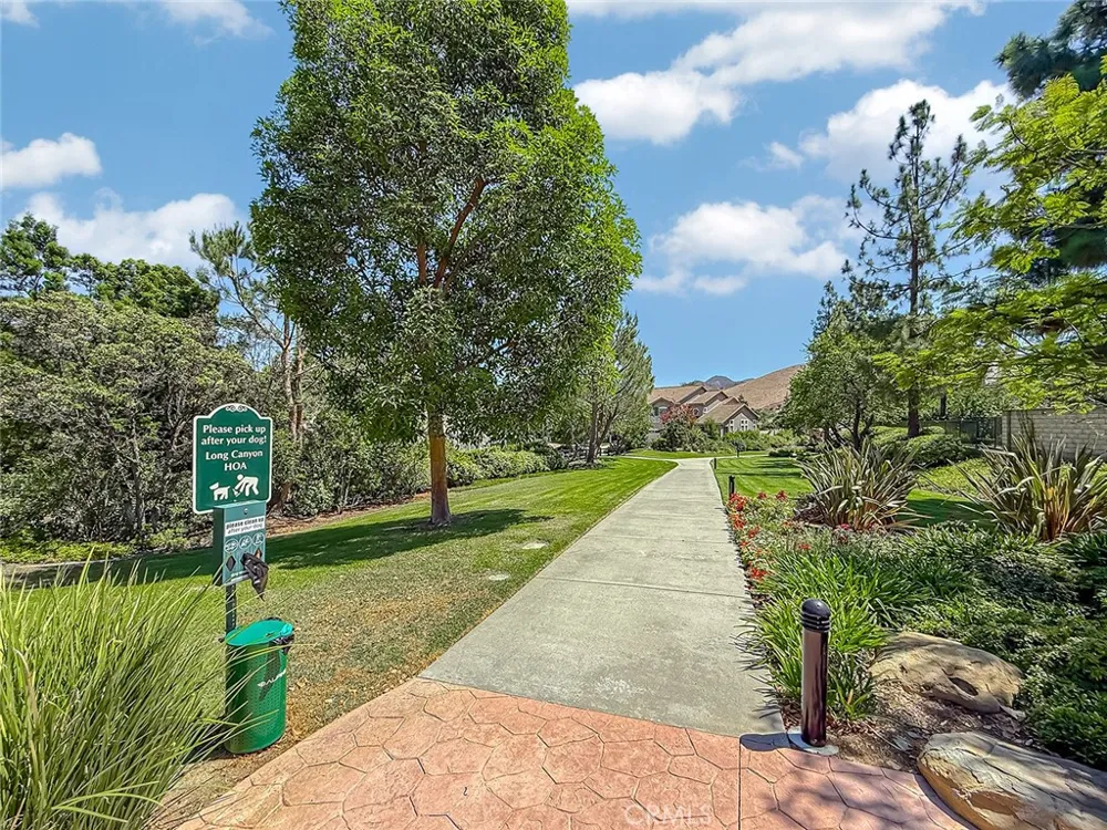 128 Laurel Ridge Drive Simi Valley, CA 93065