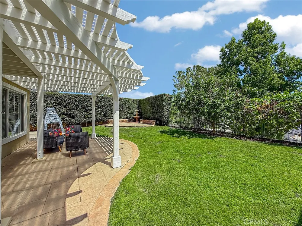 128 Laurel Ridge Drive Simi Valley, CA 93065