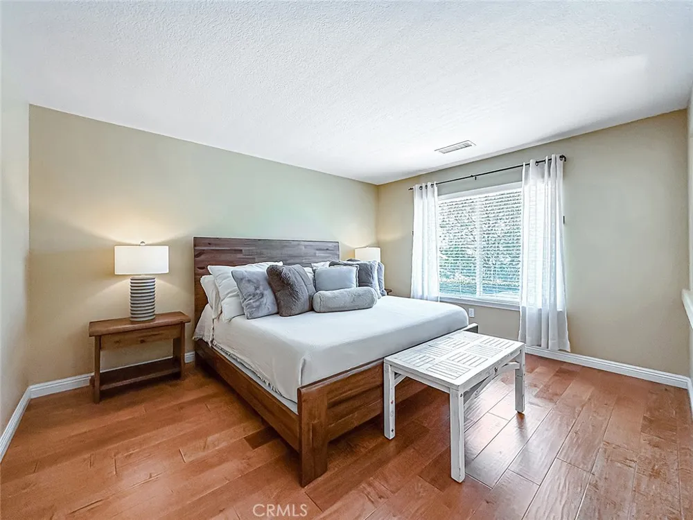 128 Laurel Ridge Drive Simi Valley, CA 93065