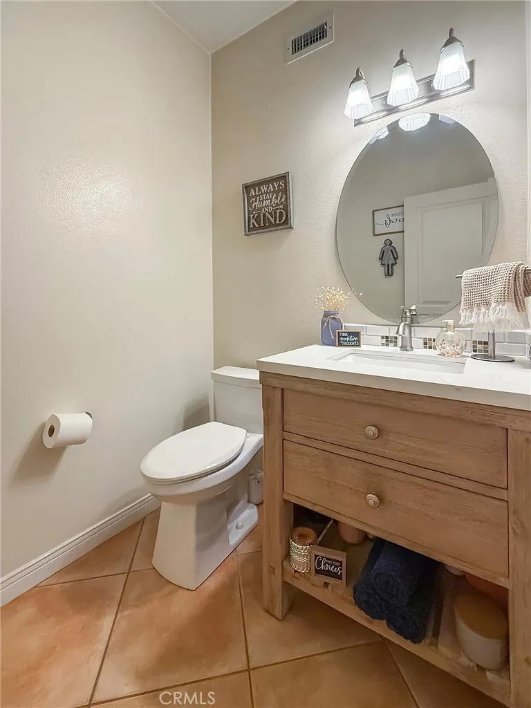 128 Laurel Ridge Drive Simi Valley, CA 93065