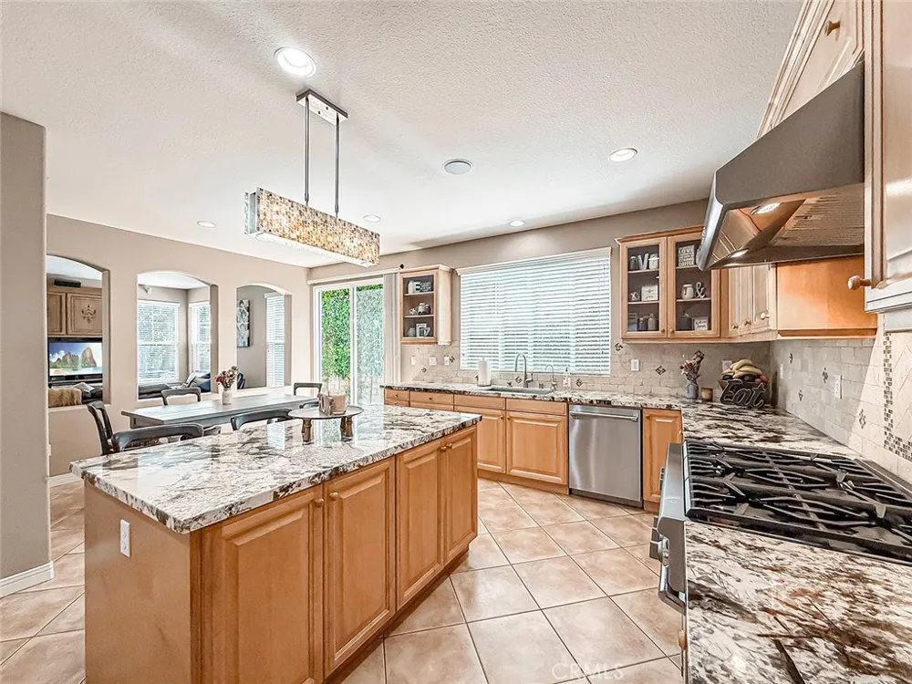 128 Laurel Ridge Drive Simi Valley, CA 93065