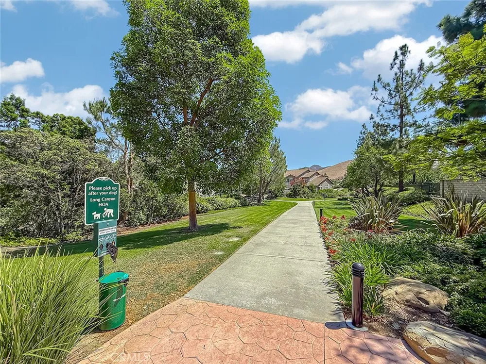 128 Laurel Ridge Drive Simi Valley, CA 93065