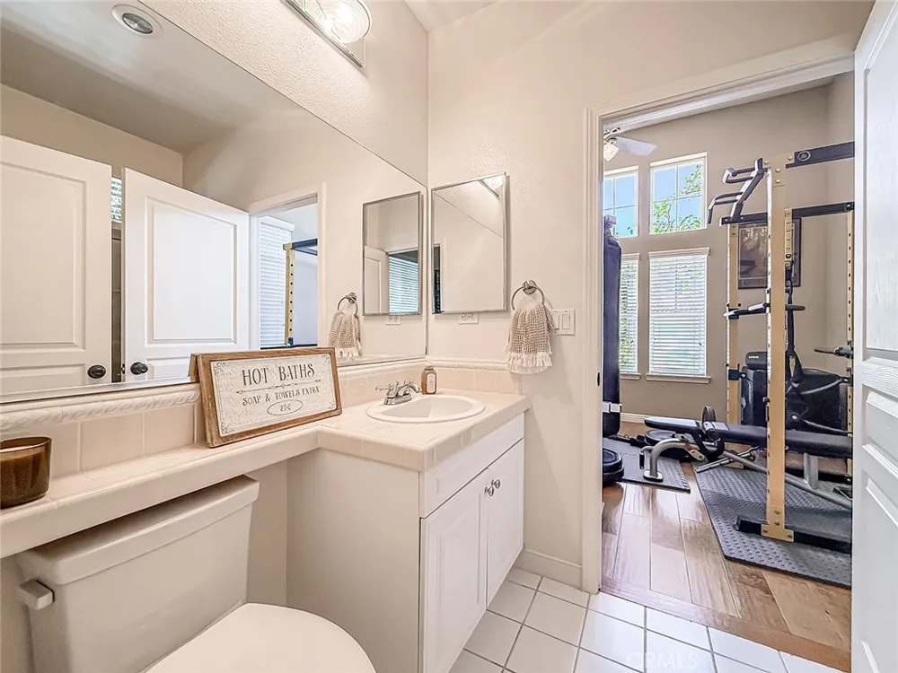 128 Laurel Ridge Drive Simi Valley, CA 93065