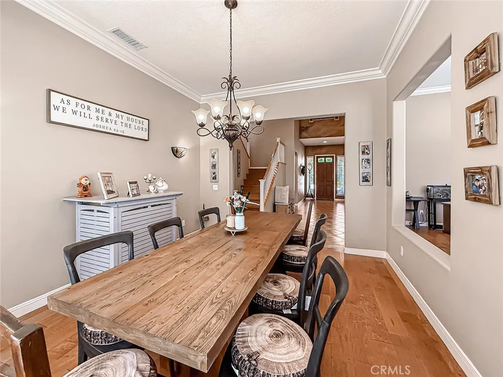 128 Laurel Ridge Drive Simi Valley, CA 93065