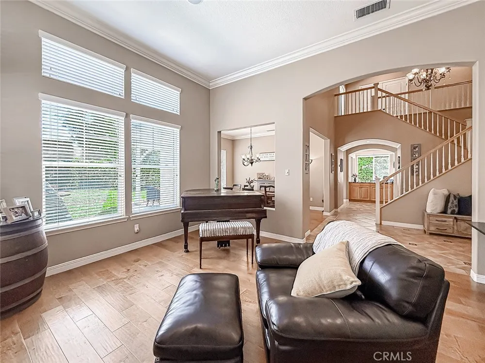 128 Laurel Ridge Drive Simi Valley, CA 93065