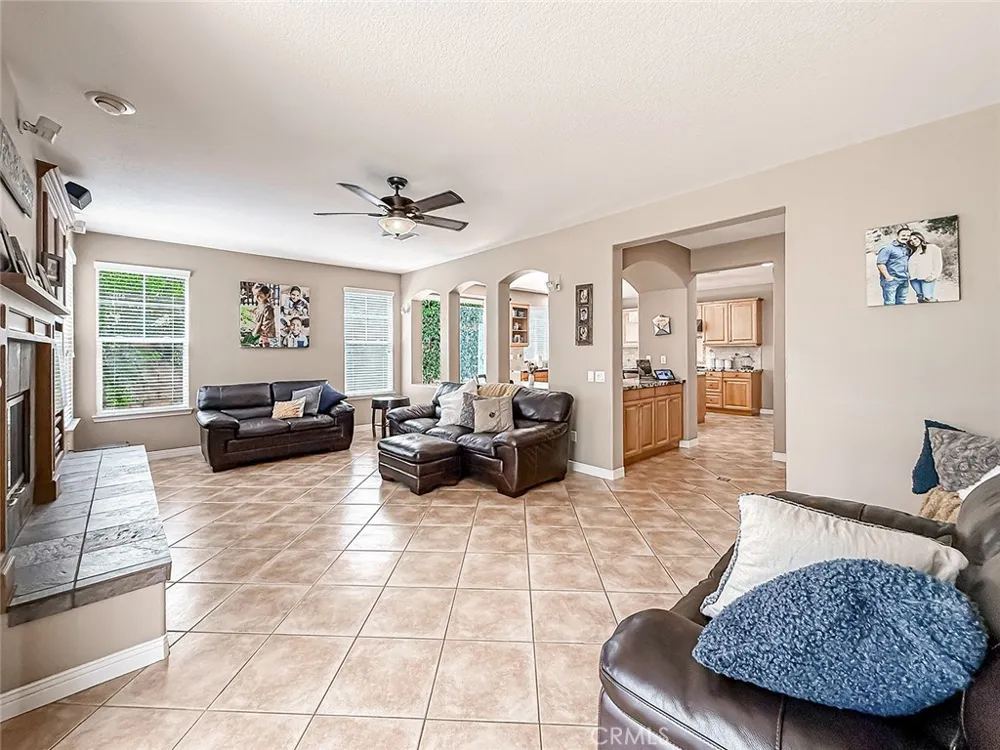 128 Laurel Ridge Drive Simi Valley, CA 93065