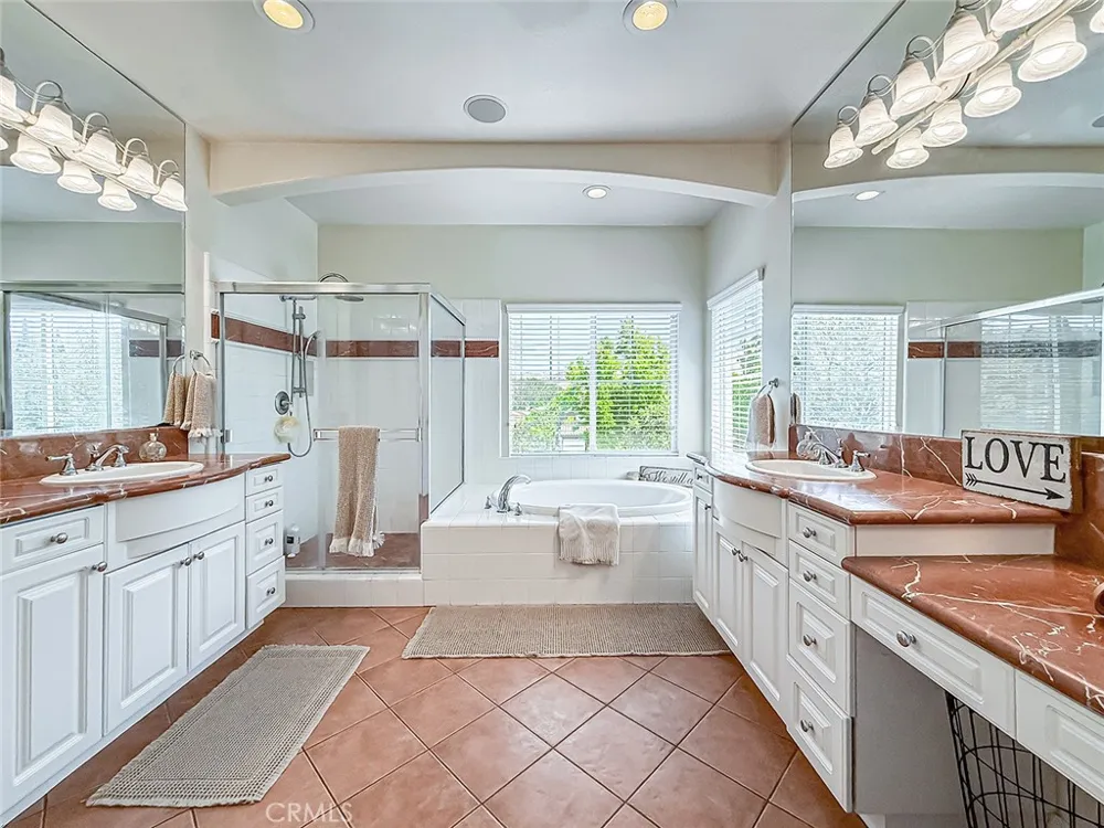 128 Laurel Ridge Drive Simi Valley, CA 93065
