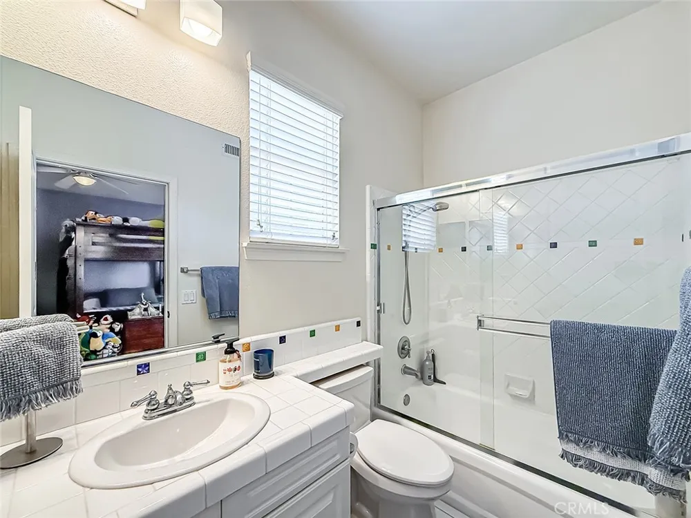 128 Laurel Ridge Drive Simi Valley, CA 93065