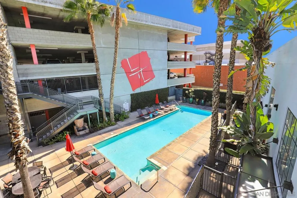 420 S San Pedro #529 Los Angeles, CA 90013
