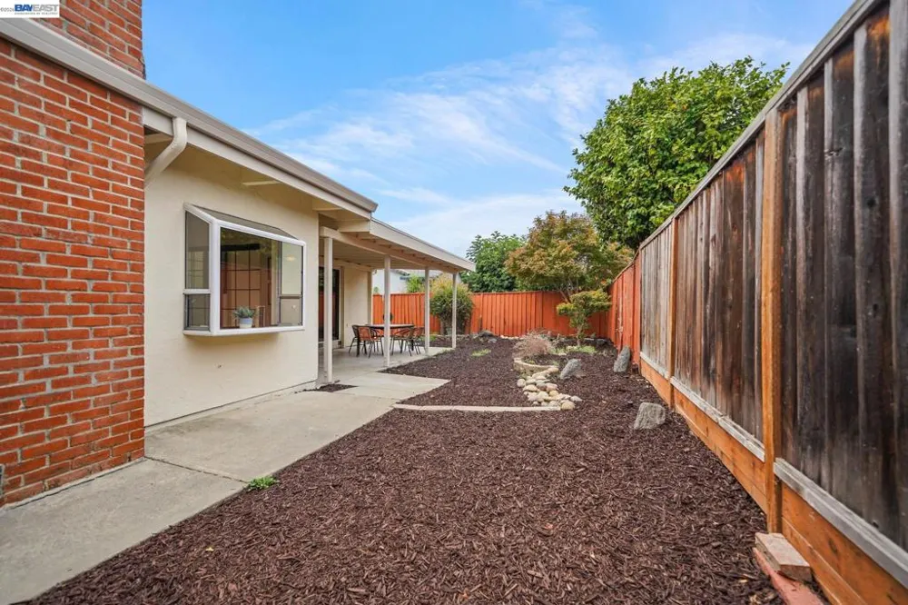 5470 Fernwood Dr Newark, CA 94560