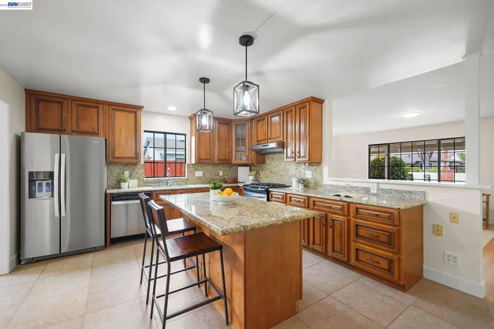 5470 Fernwood Dr Newark, CA 94560