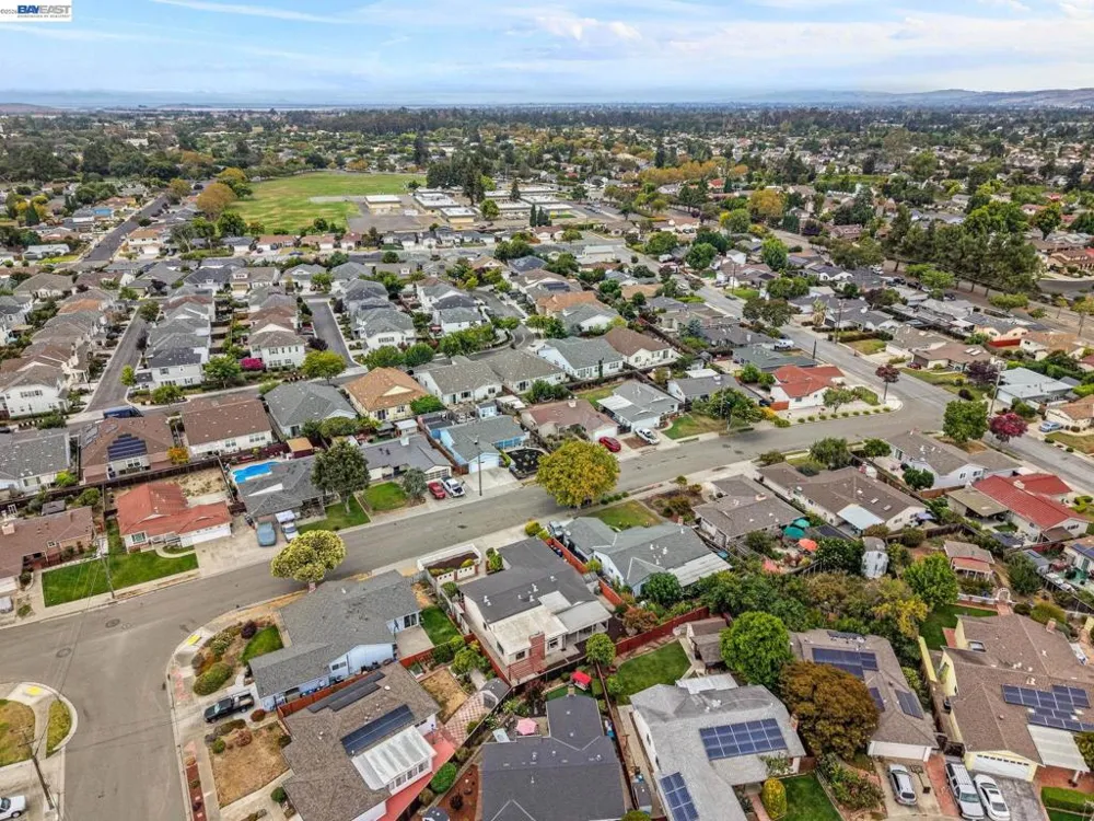 5470 Fernwood Dr Newark, CA 94560