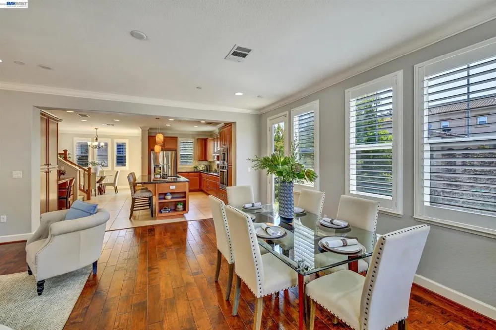 538 Selby Ln Livermore, CA 94551