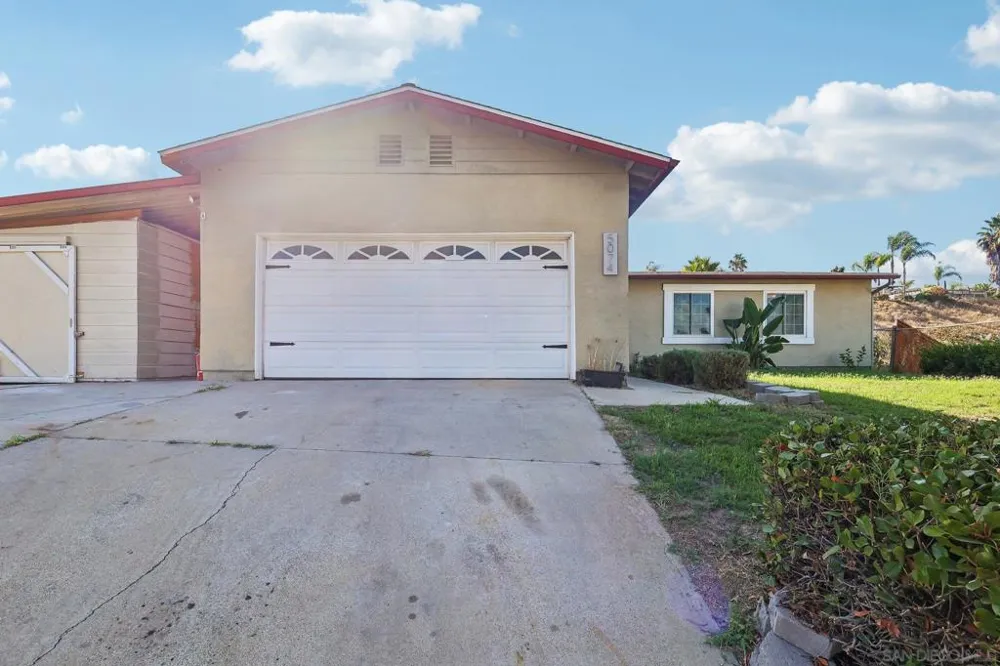 5074 Gold Oceanside, CA 92057