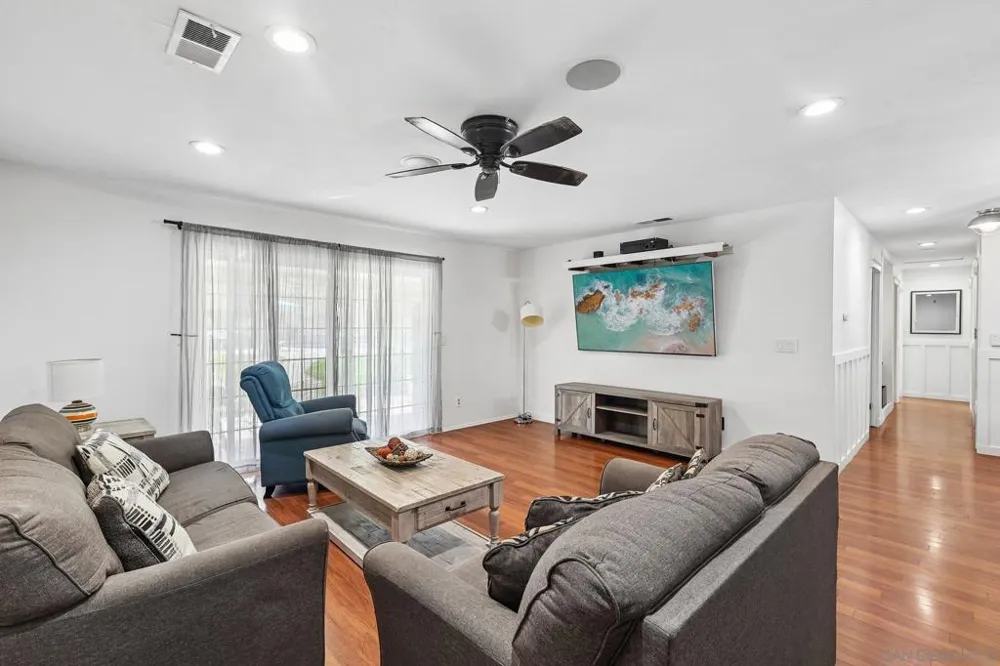 5074 Gold Oceanside, CA 92057