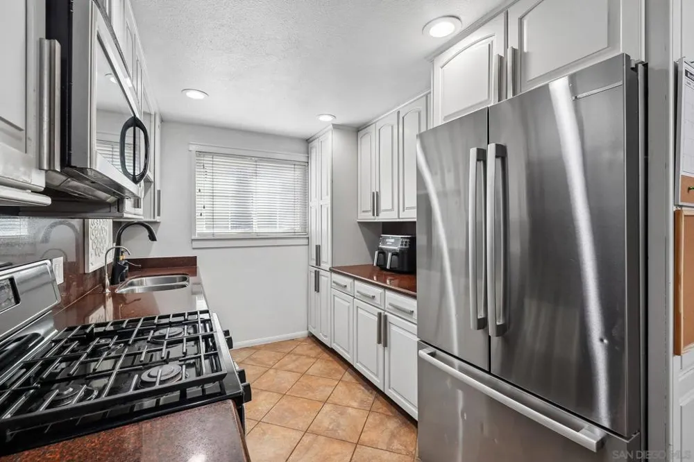5074 Gold Oceanside, CA 92057