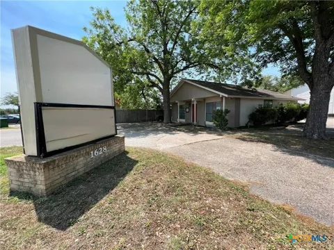 1628 Aquarena Springs Drive