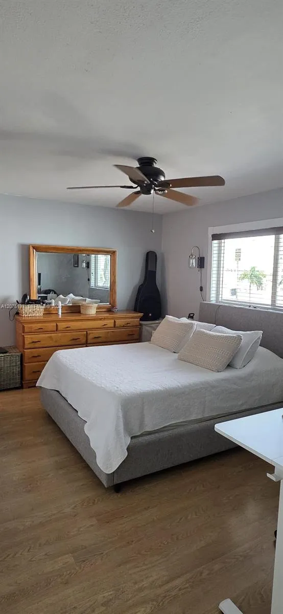 7125 Bonita Dr #402 Miami Beach, FL 33141