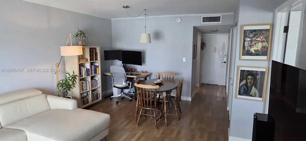 7125 Bonita Dr #402 Miami Beach, FL 33141