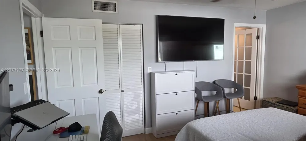 7125 Bonita Dr #402 Miami Beach, FL 33141