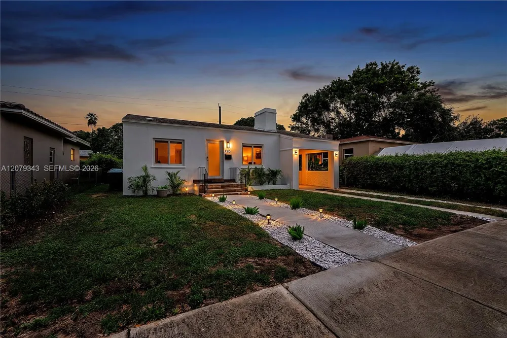 944 NW 47th St Miami, FL 33127