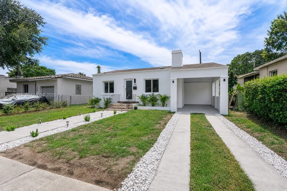 944 NW 47th St Miami, FL 33127