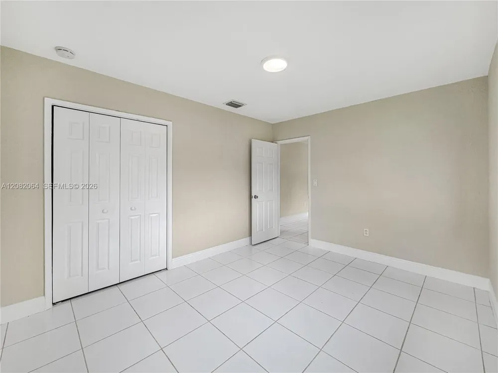 2728 Dewey St Hollywood, FL 33020